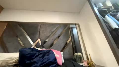 Isabella.. back again  online show from October 7, 5:37 am