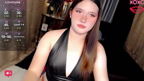 Snapshot of isabellaleights chatting on May 7, 1:33 am isabel online show from May 7, 1:33 am