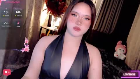 Snapshot of isabellaleights chatting on June 30, 3:13 pm isabel online show from June 30, 3:13 pm