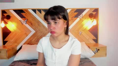 Snapshot of isabellamarinny chatting on October 3, 11:40 am Isabella  online show from October 3, 11:40 am