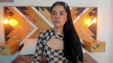 Snapshot of isabellamarinny chatting on October 6, 11:40 am Isabella  online show from October 6, 11:40 am
