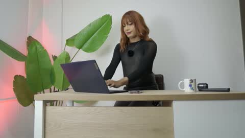 Help me with your follow independent model isabela online show from March 7, 9:23 pm