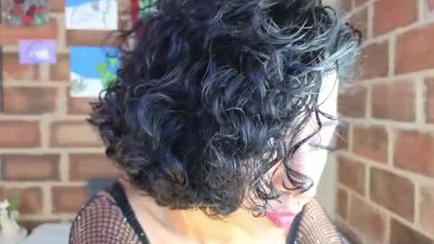 Snapshot of isabellapaz90 chatting on May 22, 1:06 pm Isabela Paz online show from May 22, 1:06 pm