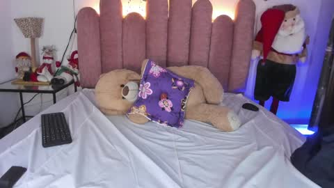  Martina  IG martissmith01 online show from January 3, 12:43 am