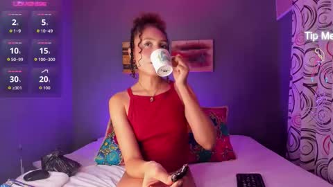 Snapshot of isabellaspencer chatting on October 10, 10:09 pm Isabella online show from October 10, 10:09 pm