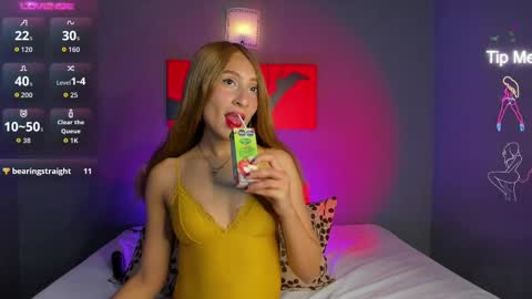 Snapshot of isabellaspencer chatting on October 18, 5:14 pm Isabella online show from October 18, 5:14 pm