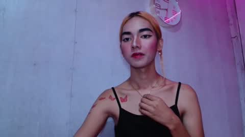 Snapshot of isabellatx chatting on May 1, 12:32 pm isabellatx online show from May 1, 12:32 pm