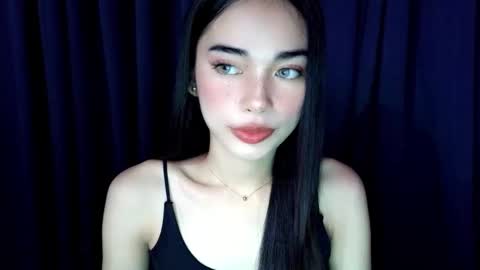 Isabelle online show from December 4, 7:06 am