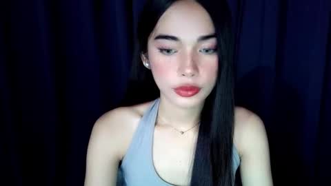 Isabelle online show from January 12, 2:22 pm