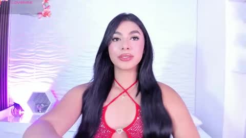 Snapshot of isabellefoxx chatting on November 9, 9:35 pm Isa online show from November 9, 9:35 pm