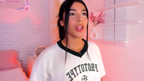 Isa online show from March 23, 8:24 pm