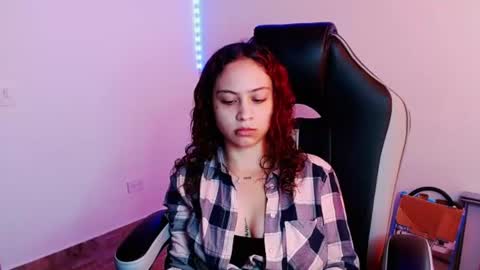 Snapshot of isadoraelite16 chatting on July 9, 7:18 pm ISADORA online show from July 9, 7:18 pm