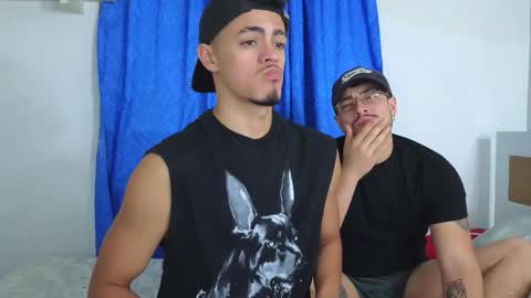 isais hunt online show from November 8, 2:34 am