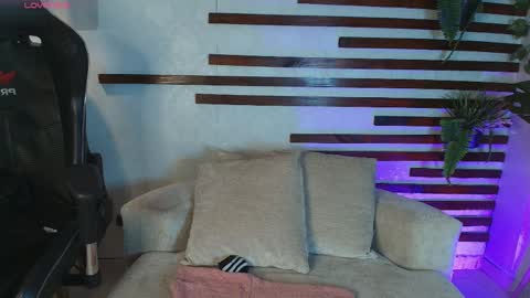 Isa online show from April 27, 1:20 pm