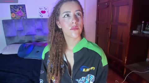 Snapshot of isangel_ chatting on September 10, 6:13 am Isabela  online show from September 10, 6:13 am