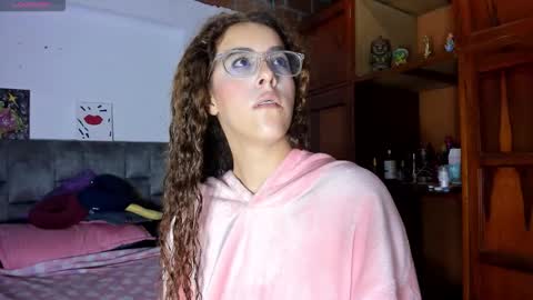 Snapshot of isangel_ chatting on October 22, 2:56 am Isabela  online show from October 22, 2:56 am