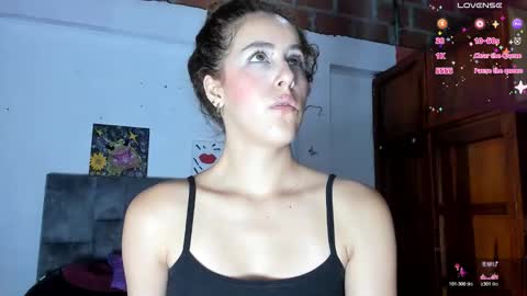 Snapshot of isangel_ chatting on October 25, 3:03 am Isabela  online show from October 25, 3:03 am