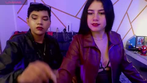 Snapshot of ise_lunny chatting on November 5, 2:44 am isabela online show from November 5, 2:44 am