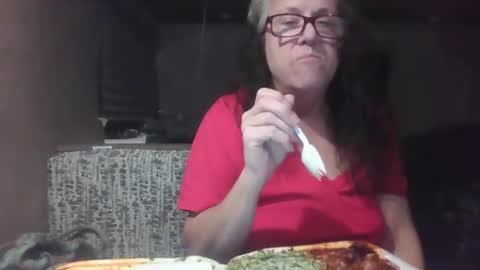 Iseestarz420 online show from December 6, 11:14 pm