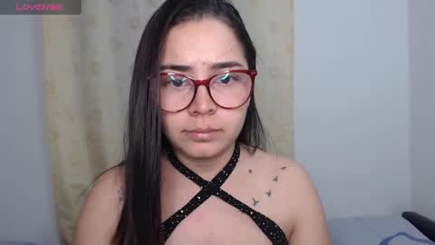 Snapshot of isemma chatting on December 10, 3:52 am Emma online show from December 10, 3:52 am