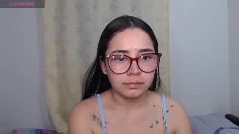 Snapshot of isemma chatting on December 11, 3:56 am Emma online show from December 11, 3:56 am