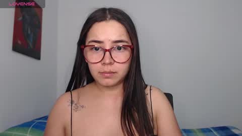 Snapshot of isemma chatting on January 13, 3:01 am Emma online show from January 13, 3:01 am