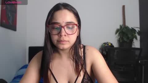 Snapshot of isemma chatting on January 31, 3:52 am Emma online show from January 31, 3:52 am