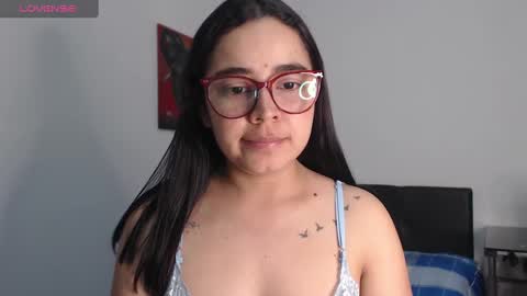 Snapshot of isemma chatting on February 11, 2:46 am Emma online show from February 11, 2:46 am