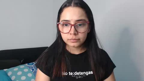 Snapshot of isemma chatting on March 10, 3:01 am Emma online show from March 10, 3:01 am