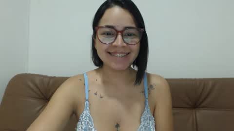 Snapshot of isemma chatting on September 10, 2:44 am Emma online show from September 10, 2:44 am