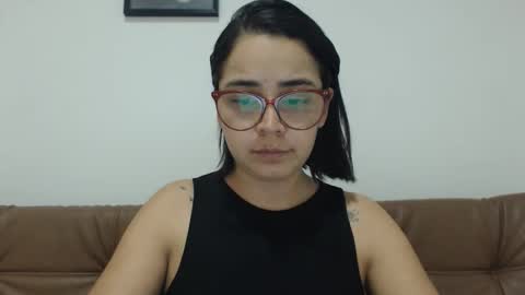 Snapshot of isemma chatting on October 28, 2:59 am Emma online show from October 28, 2:59 am