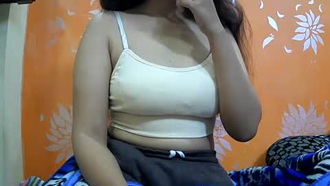 ishika_singh_ online show from February 7, 2:50 am