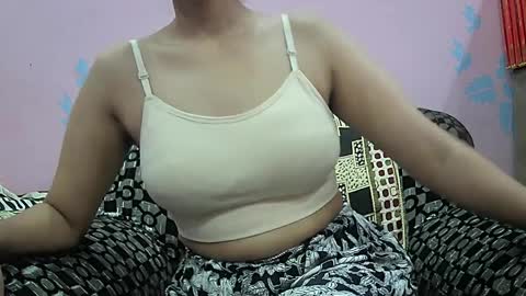 ishika_singh_ online show from March 31, 1:40 am