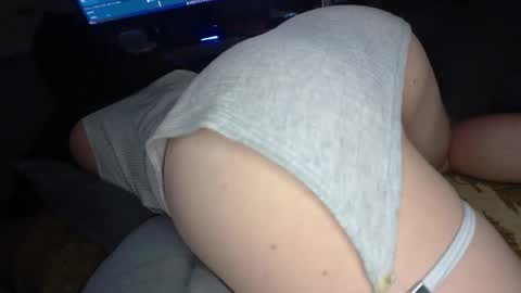 ishtarea online show from April 12, 11:54 pm