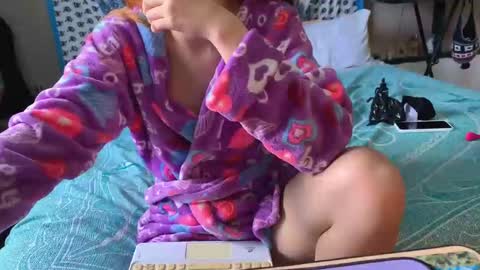 Isis  Alan online show from November 11, 3:34 pm