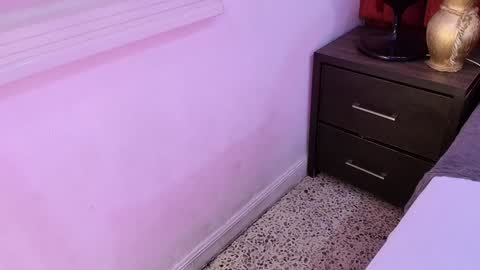 Isis  online show from January 25, 10:08 am