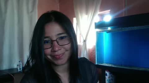 Snapshot of isis_moon88 chatting on February 2, 5:11 pm isis online show from February 2, 5:11 pm