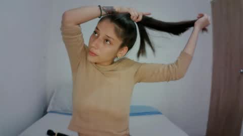 Alaya online show from January 27, 10:49 pm