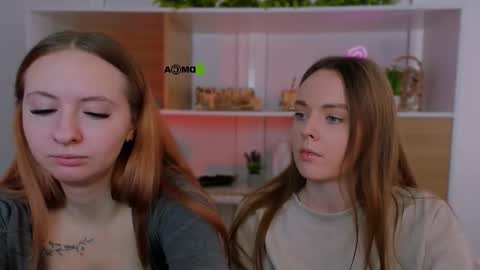 Snapshot of isla_dior chatting on October 13, 8:36 am isla_dior online show from October 13, 8:36 am