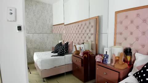 Vanessa online show from February 24, 11:10 am