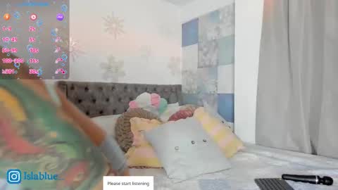 Isla Blue online show from February 23, 3:26 am