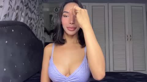 Snapshot of islabelle_ chatting on July 10, 2:16 am isla online show from July 10, 2:16 am