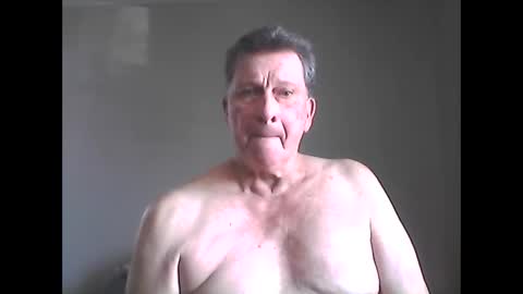 Snapshot of island625103 chatting on February 23, 8:00 pm island625103 online show from February 23, 8:00 pm