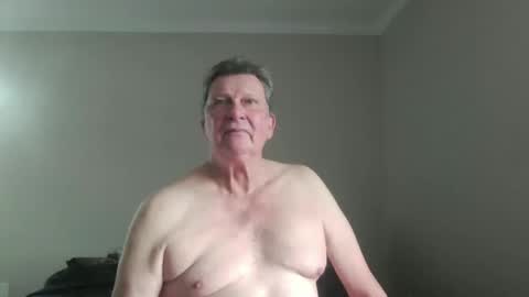 Snapshot of island625103 chatting on September 24, 6:55 pm island625103 online show from September 24, 6:55 pm