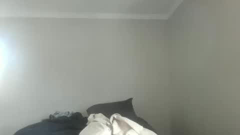 Snapshot of island625103 chatting on October 17, 3:47 pm island625103 online show from October 17, 3:47 pm