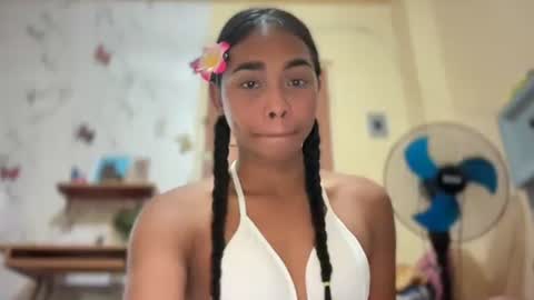 Alona online show from June 10, 12:15 pm
