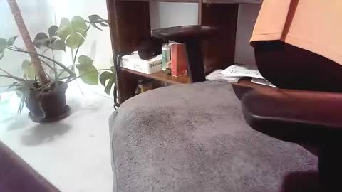 islandforfun online show from November 20, 7:02 pm