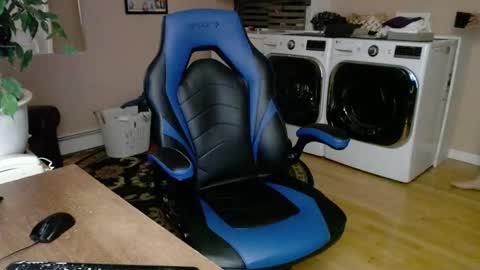 Jim online show from February 2, 8:24 am