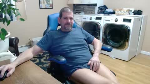 Jim online show from February 3, 9:41 am