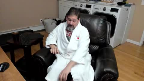 Jim online show from February 4, 9:04 am